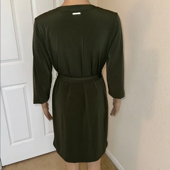 NWT Michael Kors Dark Green Long Sleeve Dress Size M. - Picture 4 of 16